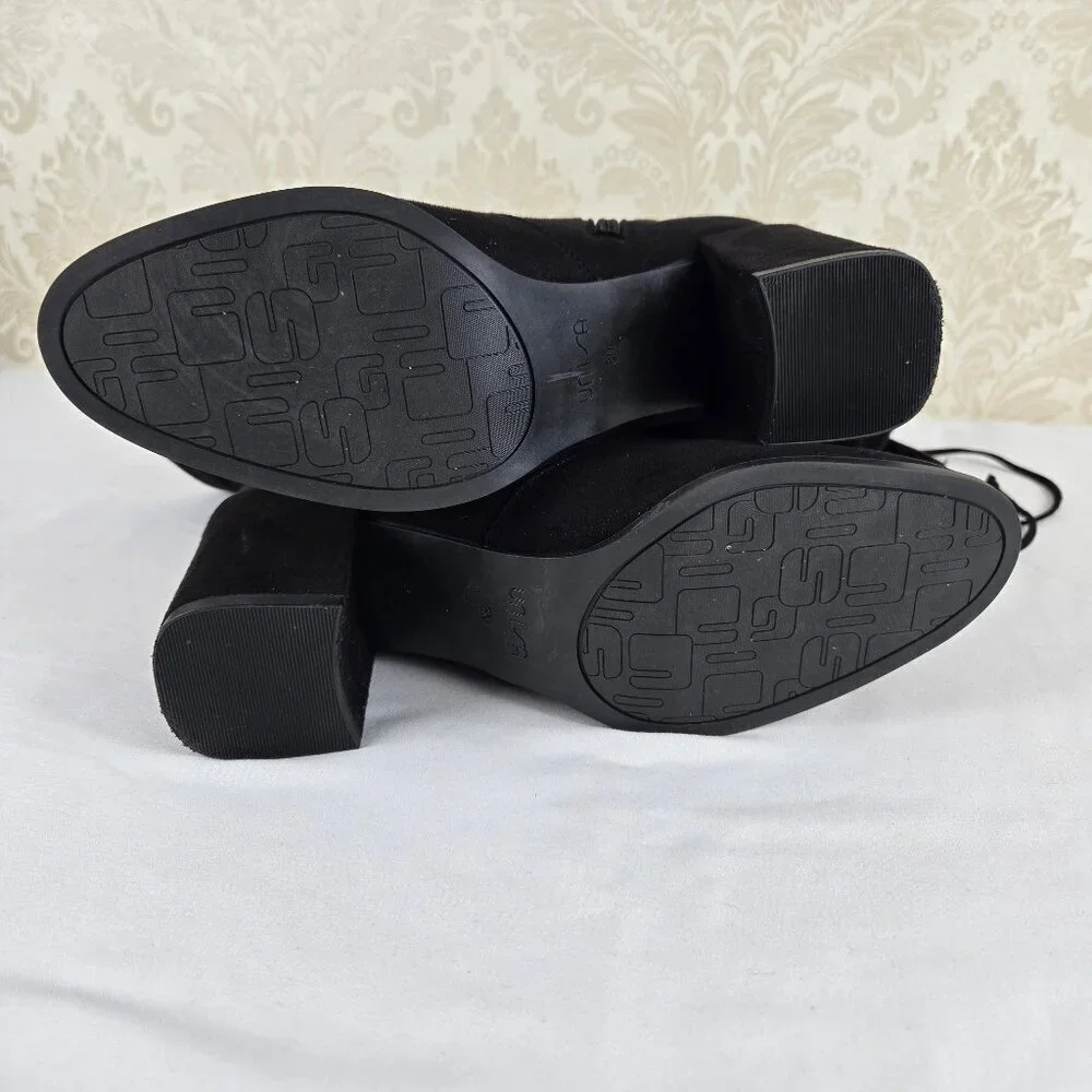 Unisa Size 8M 